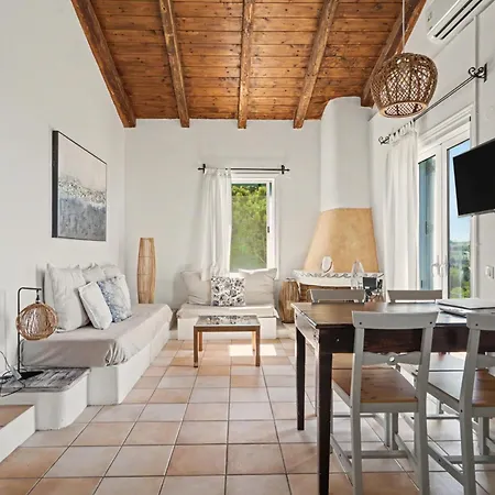 Tatil Evi Ostria Tsoukaládhes
