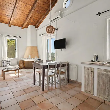 Ostria Tatil Evi Tsoukaládhes