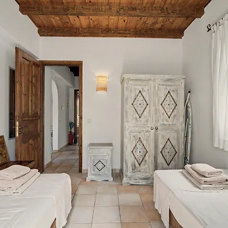 Ostria Tatil Evi