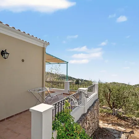 Ostria Tatil Evi *