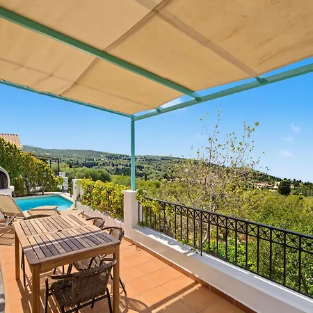 Ostria Tatil Evi Tsoukaládhes